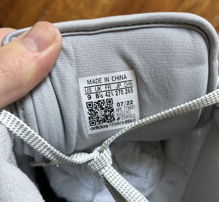 Adidas Bad Bunny Last Forum