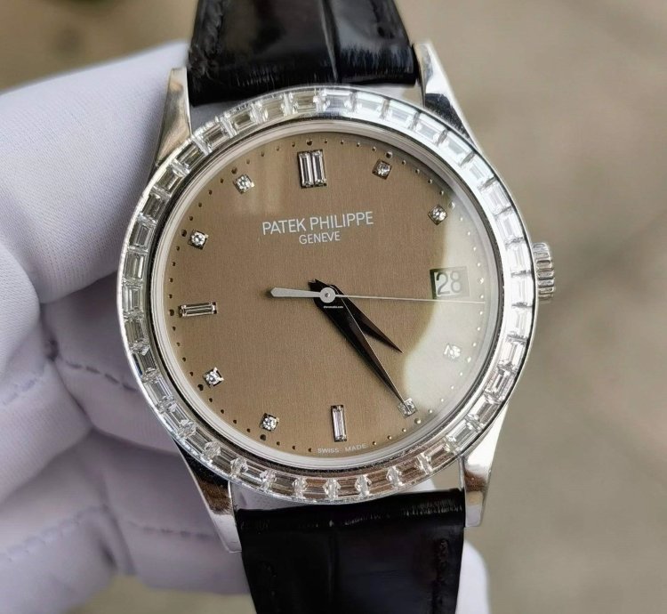 Patek Philippe Calatrava Platinum Diamond Automatic Watch 38mm Calatrava Pt950 5298p-001