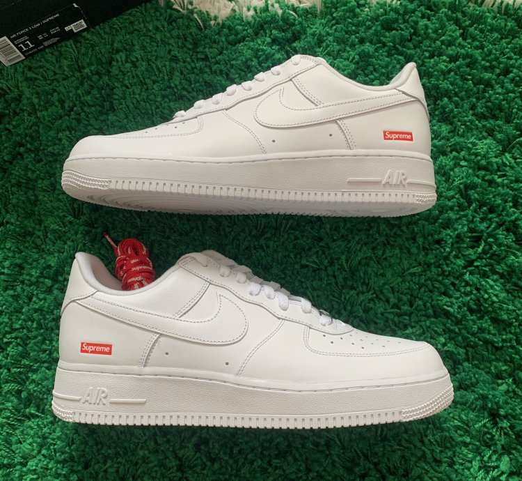 Supreme Nike Air Force 1 One Low White Size 11 New