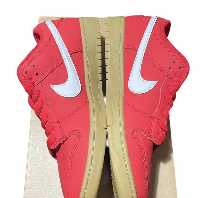 Nike Sb Dunk Low University Red Size Eu 44-us 10