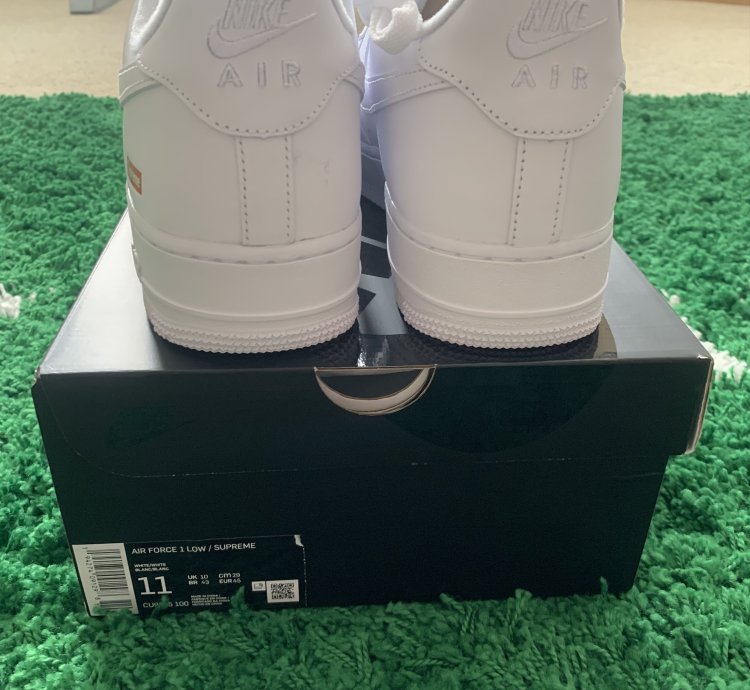 Supreme Nike Air Force 1 One Low White Size 11 New