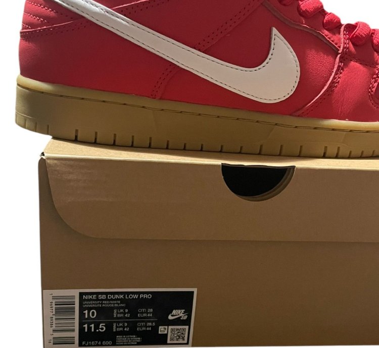 Nike Sb Dunk Low University Red Size Eu 44-us 10