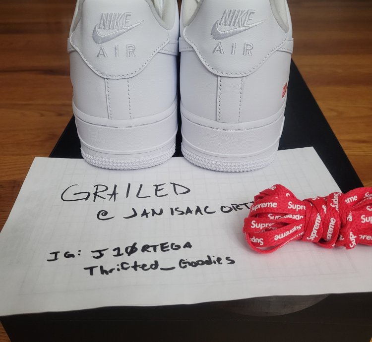 Supreme Nike Air Force 1 White