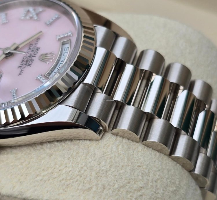 Rolex Day-date 36 Pink Opal Dial