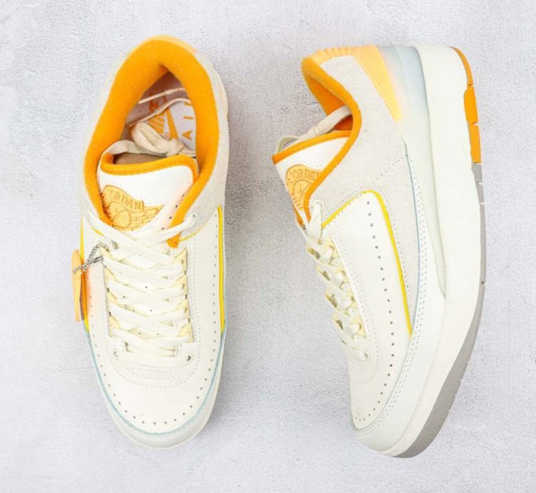Air Jordan 2 Retro Low craft Melon Tint