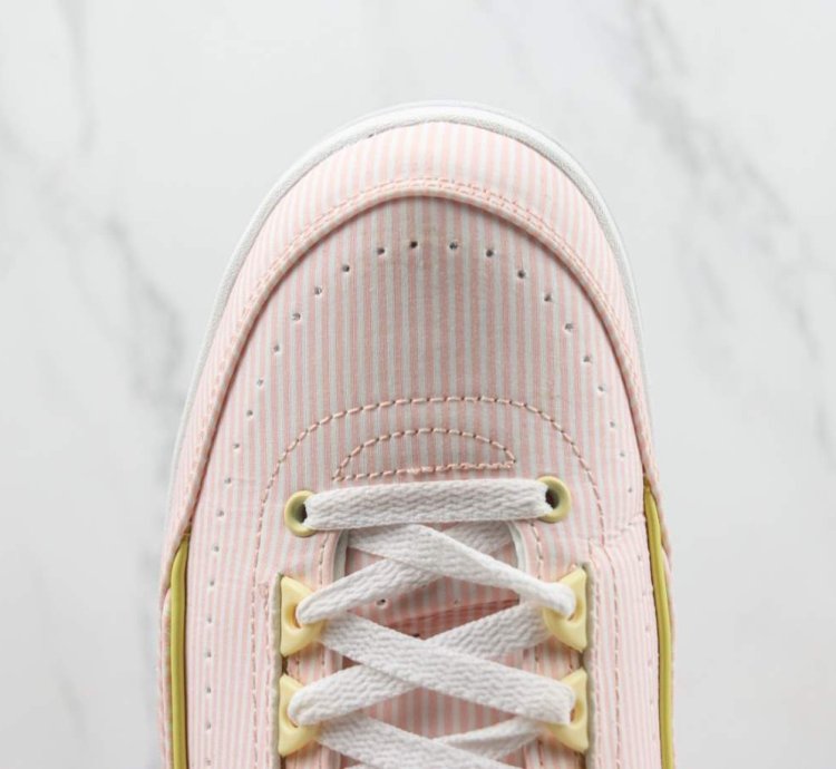 Air Jordan 2 Retro Low craft Seersucker
