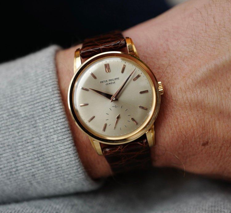 Patek Philippe Calatrava Rose Gold Calatrava Watch Ref 2452 In Untouched Condition