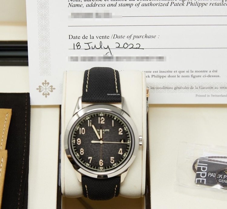 Patek Philippe Calatrava Tiffany Co Calatrava White Gold Gray Dial complete Set 2022 Mint Extra Strap