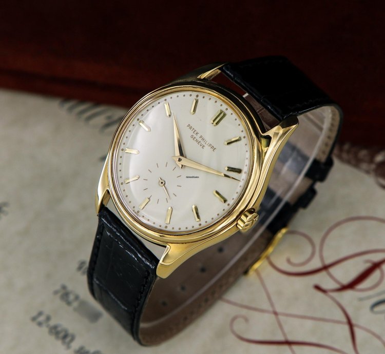 Patek Philippe Calatrava Vintage Calatrava Ref 2526 18kt Yellow Gold Mark Enamel Dial From Year 1955