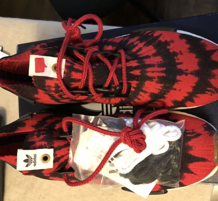 Adidas Nice Kicks Nmd R1