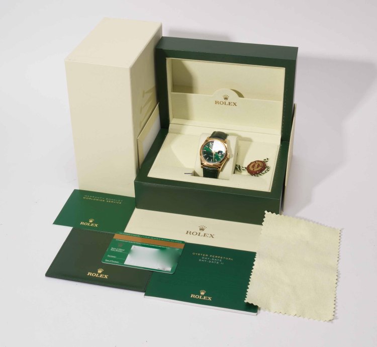 Rolex Day-date 36 President 36 Green Dial Yellow Gold 36mm 118138 - Box Papers 2015