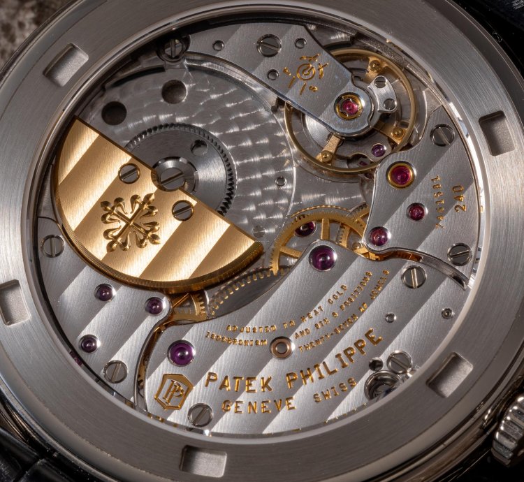 Patek Philippe Calatrava Volutes And Arabesques In Platinum