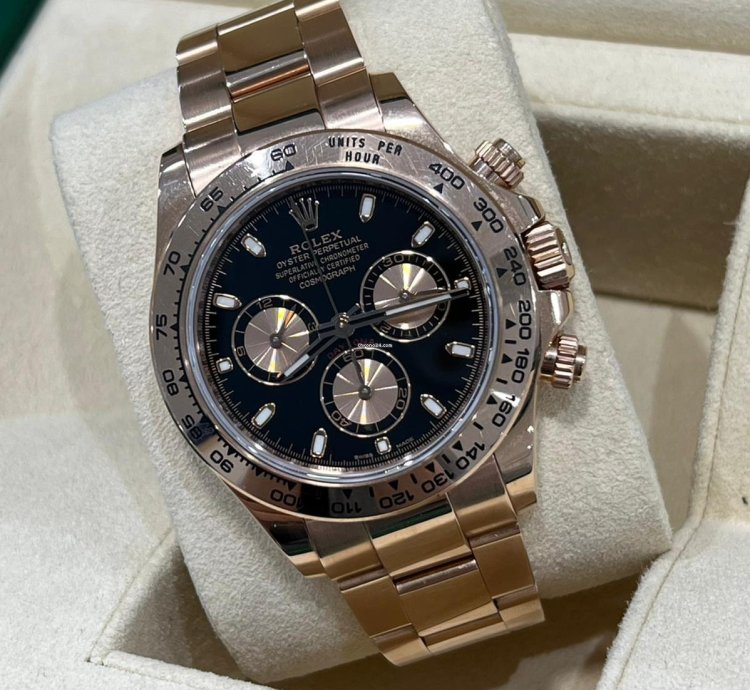 Rolex Daytona 2022 Rose Gold Daytona Black Dial Box And Papers 116505