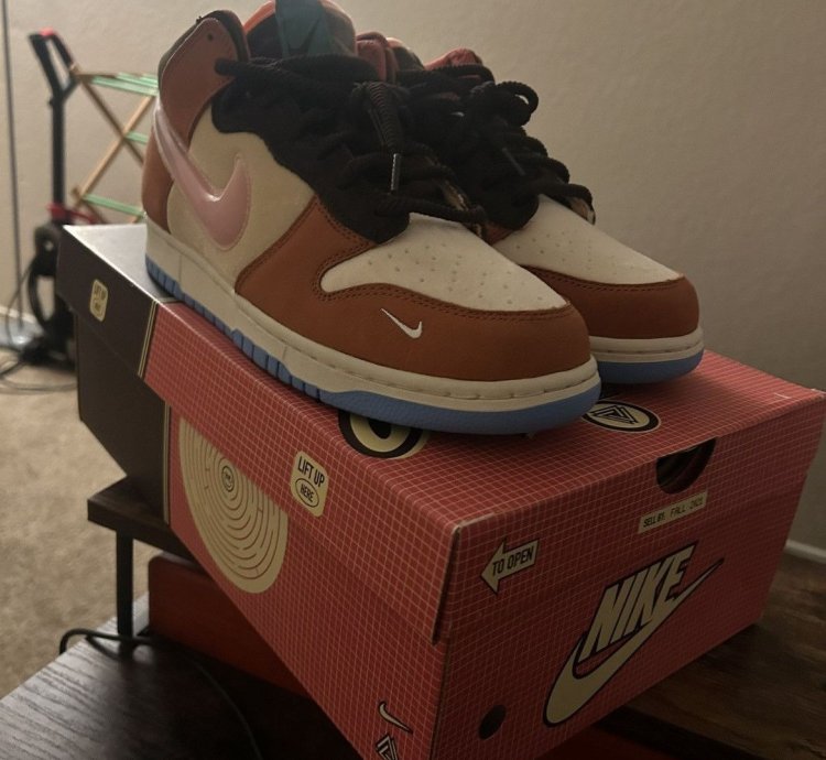 Nike Sb Dunk Mid Social Status Free Lunch Chocolate