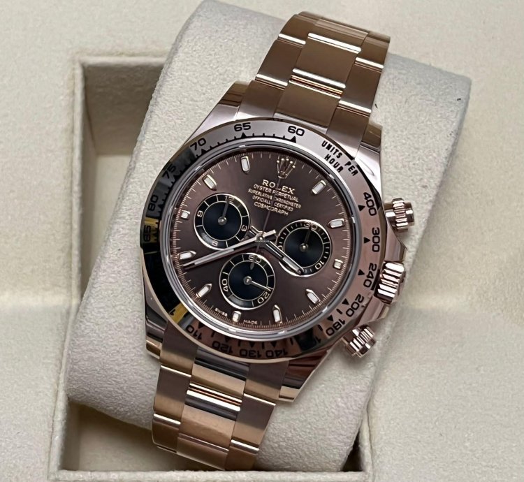 Rolex Daytona 2022 Rose Gold Daytona Cosmograph Chocolate Dial Unworn Box And Papers 116505