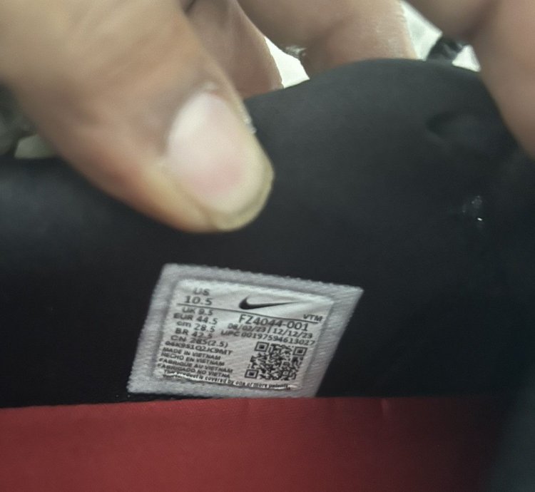 Supreme Nike Air Max Dn Black Galactic Jade
