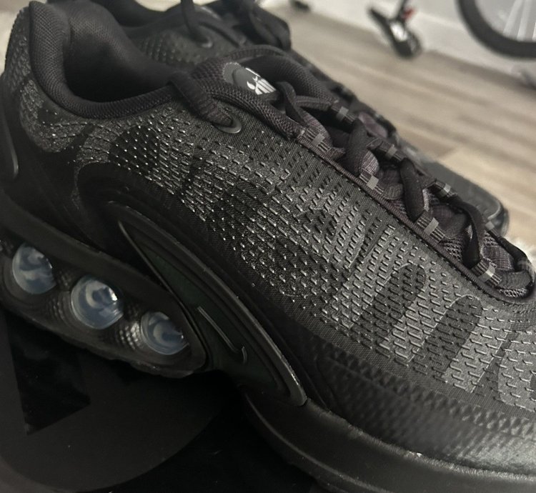 Supreme Nike Air Max Dn Black Galactic Jade