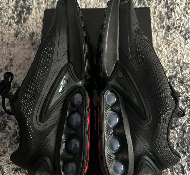 Supreme Nike Air Max Dn Black Galactic Jade
