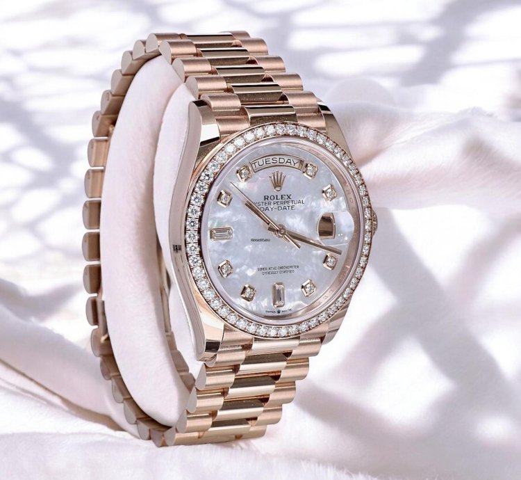 Rolex Day-date 36 President Rose Gold Pearl Dial Diamonds 36 Mm Unworn 2022