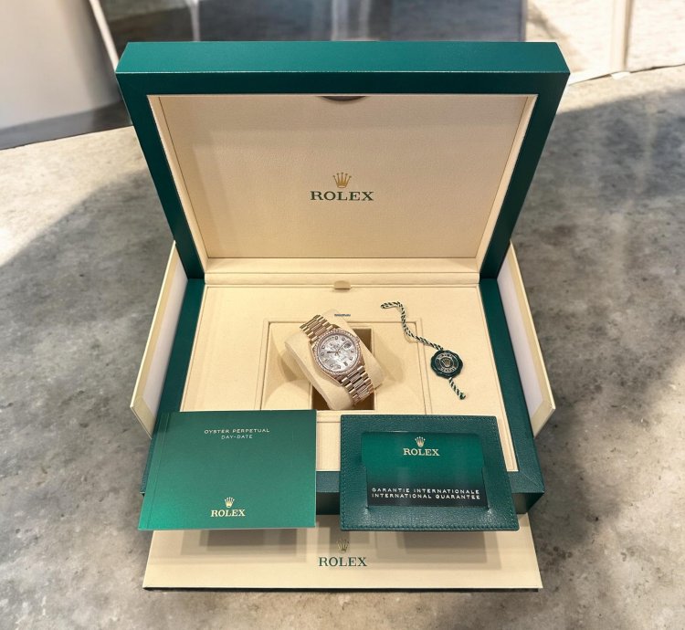 Rolex Day-date 36 President Rose Gold Pearl Dial Diamonds 36 Mm Unworn 2022