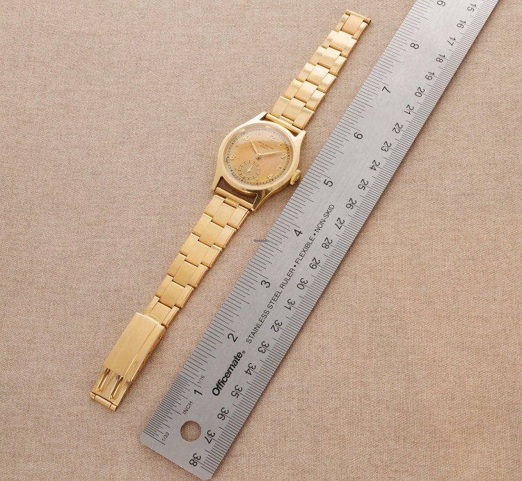 Patek Philippe Calatrava Yellow Gold Calatrava Watch Ref 565