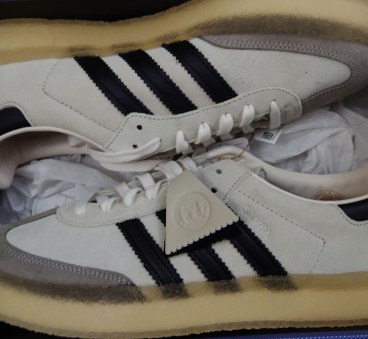 Adidas Ronnie Fieg Clarks 8th Street Samba White Black