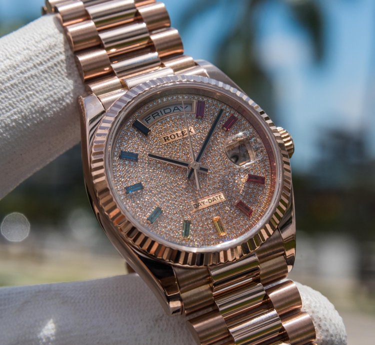 Rolex Day-date 36 Rainbow Baguette - Diamond Paved Dial