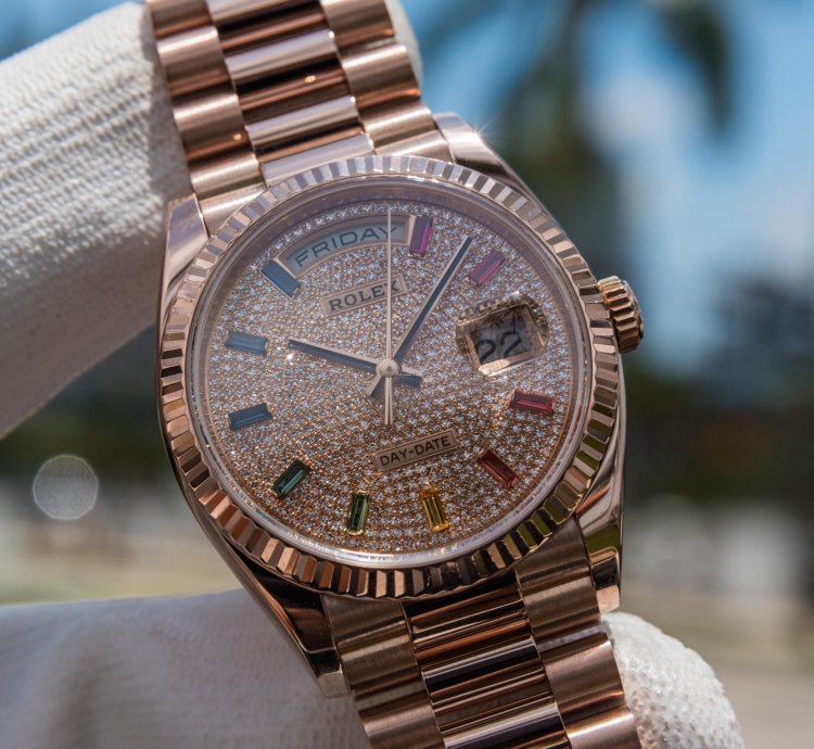 Rolex Day-date 36 Rainbow Baguette - Diamond Paved Dial