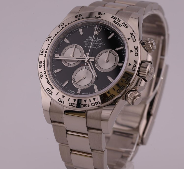 Rolex Daytona 2023 Cosmograph Daytona White Gold Black Dial 126509