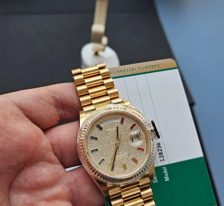 Rolex Day-date 36 Rainbow Dail Unworn