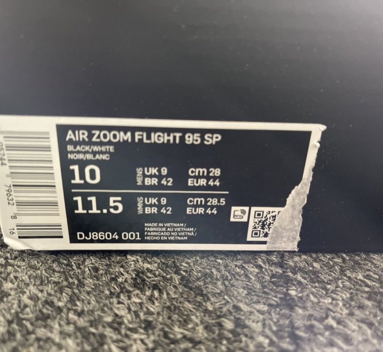 Supreme Nike Air Zoom Flight 95