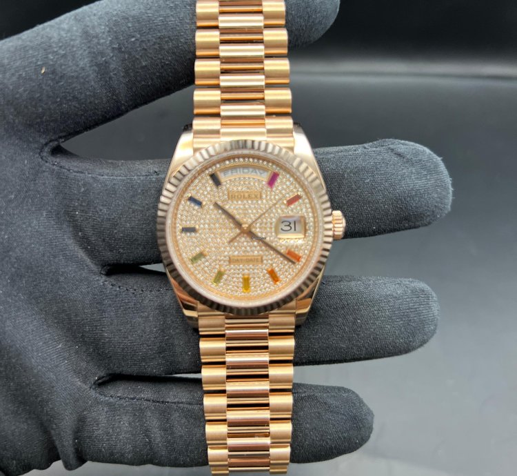 Rolex Day-date 36 Rainbow Pave Dial Rose Gold