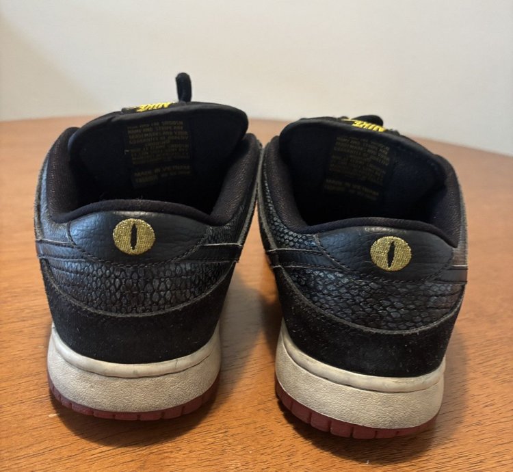 Nike Sb Dunk Snake Eyes