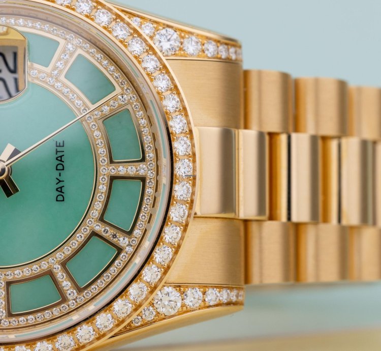 Rolex Day-date 36 Ref 118388 Carousel Green Jade Dial Diamond Dial Bezel And Shoulders 18k Yellow Gold