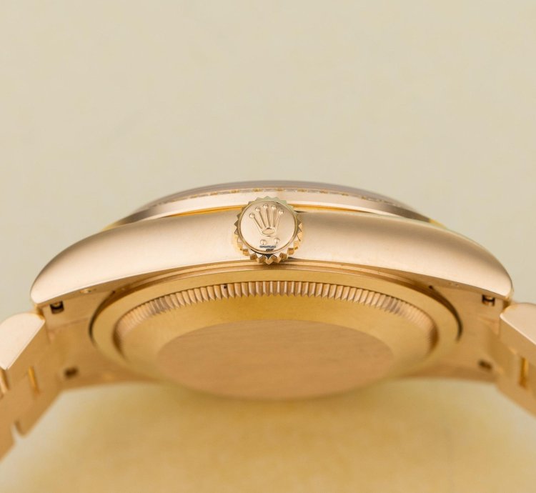 Rolex Day-date 36 Ref 118388 Carousel Green Jade Dial Diamond Dial Bezel And Shoulders 18k Yellow Gold