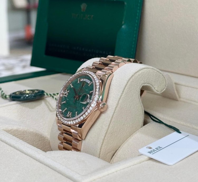 Rolex Day-date 36 Rose Gold Green Aventurine Diamond Bezel 2025