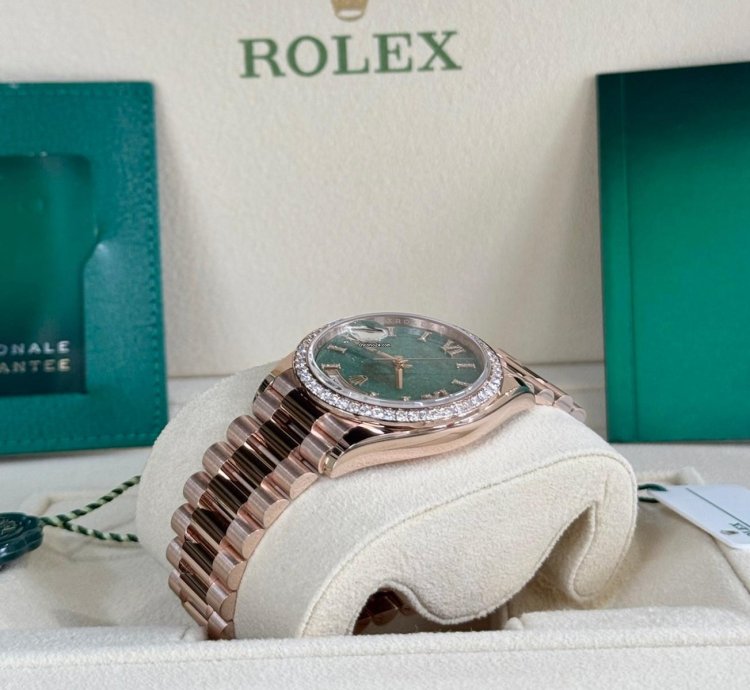 Rolex Day-date 36 Rose Gold Green Aventurine Diamond Bezel 2025