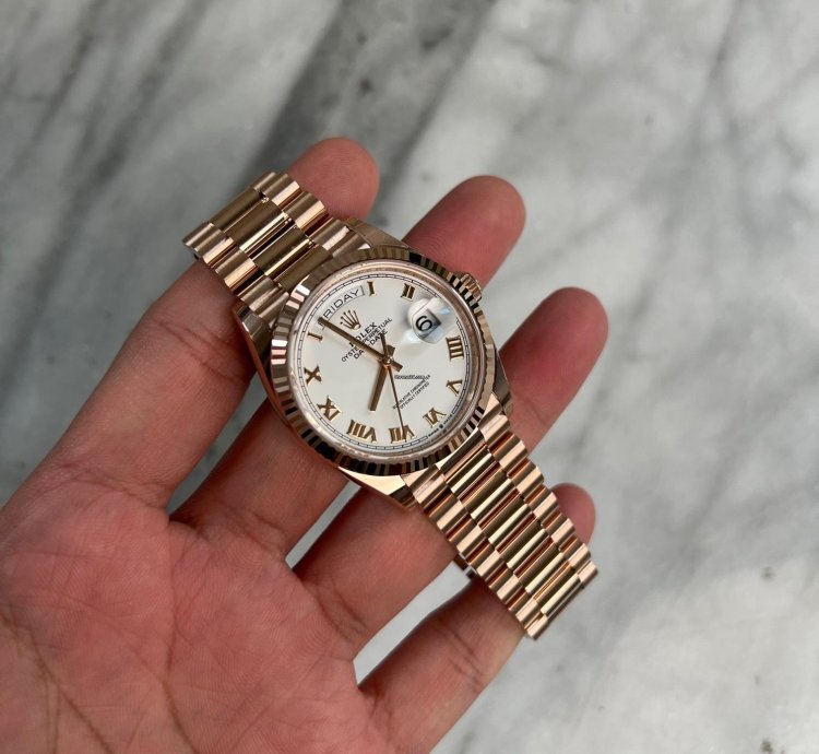 Rolex Day-date 36 Rose Gold President White Roman