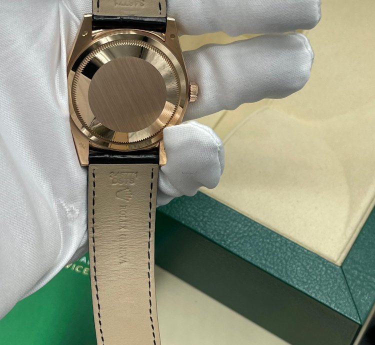 Rolex Day-date 36 Rose Gold Silver Rhodium