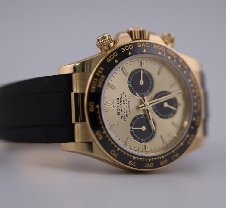 Rolex Daytona 2023 Rolex Daytona Yellow Gold Pikachu 126518ln