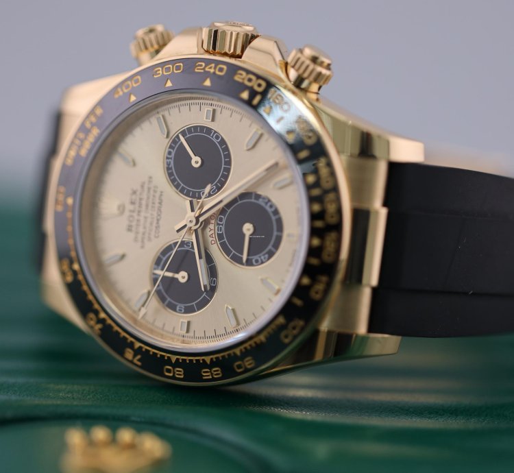 Rolex Daytona 2023 Rolex Daytona Yellow Gold Pikachu 126518ln