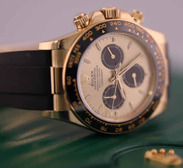 Rolex Daytona 2023 Rolex Daytona Yellow Gold Pikachu 126518ln