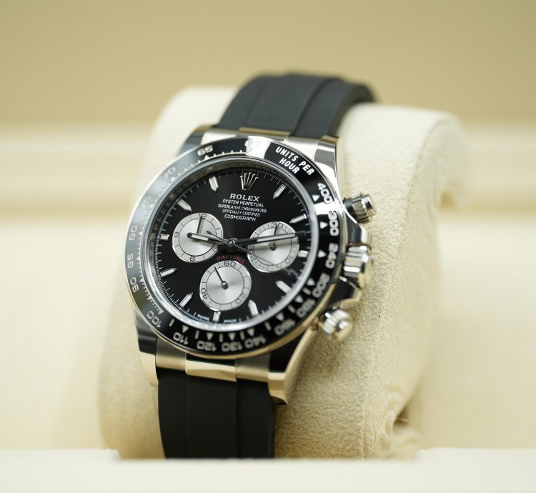 Rolex Daytona 2023 White Gold Daytona Oysterflex Black Dial New Release Box Papers 126519ln