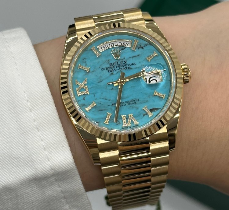 Rolex Day-date 36 Turquoise Diamond Dial Yellow Gold President