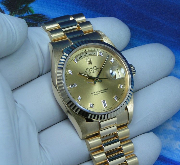 Rolex Day-date 36 Un-worn Boxes Papers Champagne Diamond Dial Fluted Bezel 18238