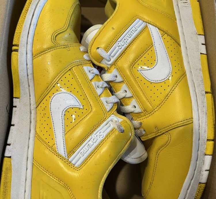 Nike Sb Supreme Air Force 2 Yellow