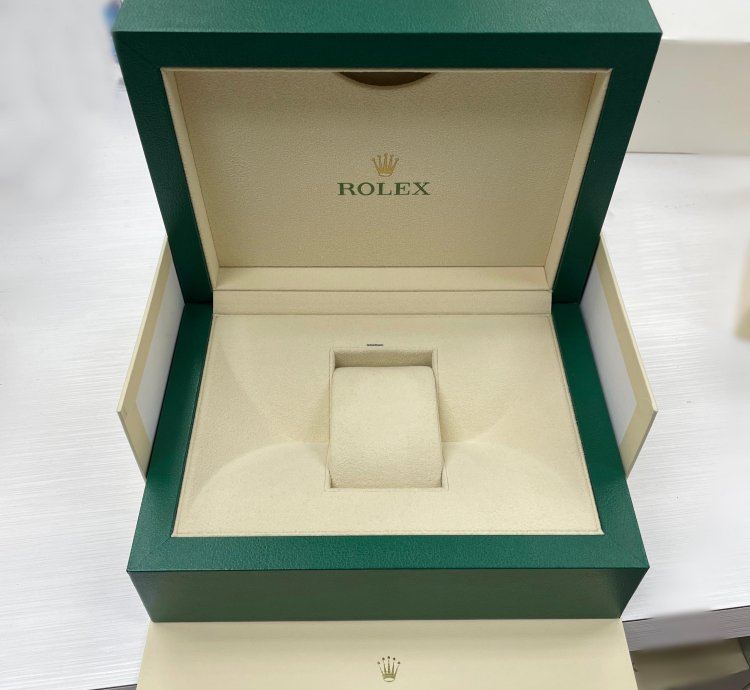 Rolex Day-date 36 Unworn 128235 Day-date 36mm Green Aventurine Diamond Roman 9 Dial President Bracelet