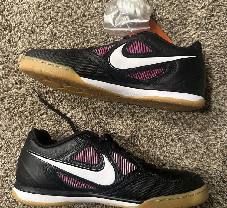 Nike Sb Supreme Gato