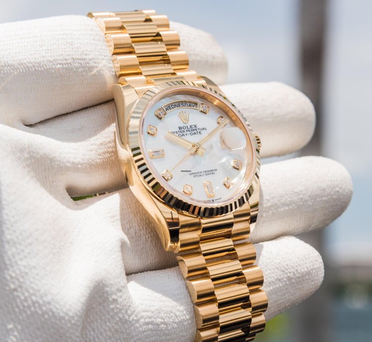 Rolex Day-date 36 Unworn 2023 Day-date 36mm Mother Of Pearl 128238