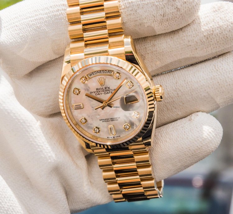 Rolex Day-date 36 Unworn 2023 Day-date 36mm Mother Of Pearl 128238
